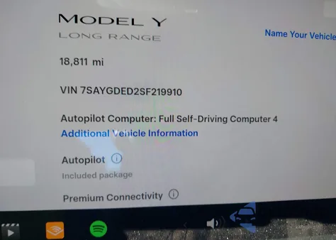 2025 Tesla Model Y Long Range Dual Motor Rear-Wheel Drive from USA, damaged, VIN 7SAYGDED2SF219910